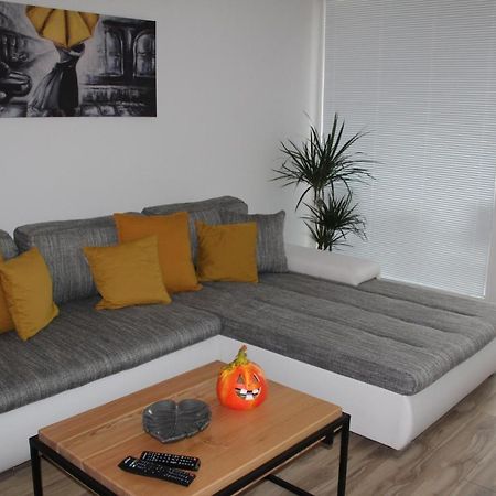Apartment Anno Dunajská Streda Eksteriør billede